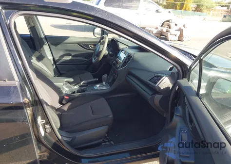 2020 Subaru Impreza 5-Door z USA, uszkodzony, nr VIN 4S3GTAB68L3712773